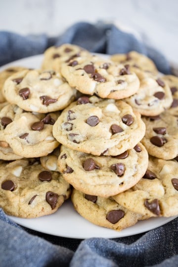 Chewy Chocolate Chip Cookies with Pudding Mix