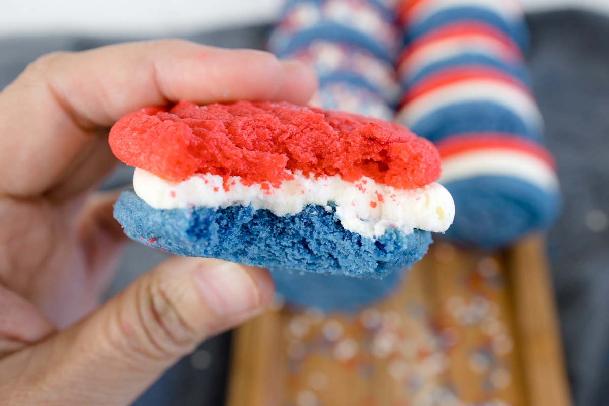 4th of July Sandwich Cookies