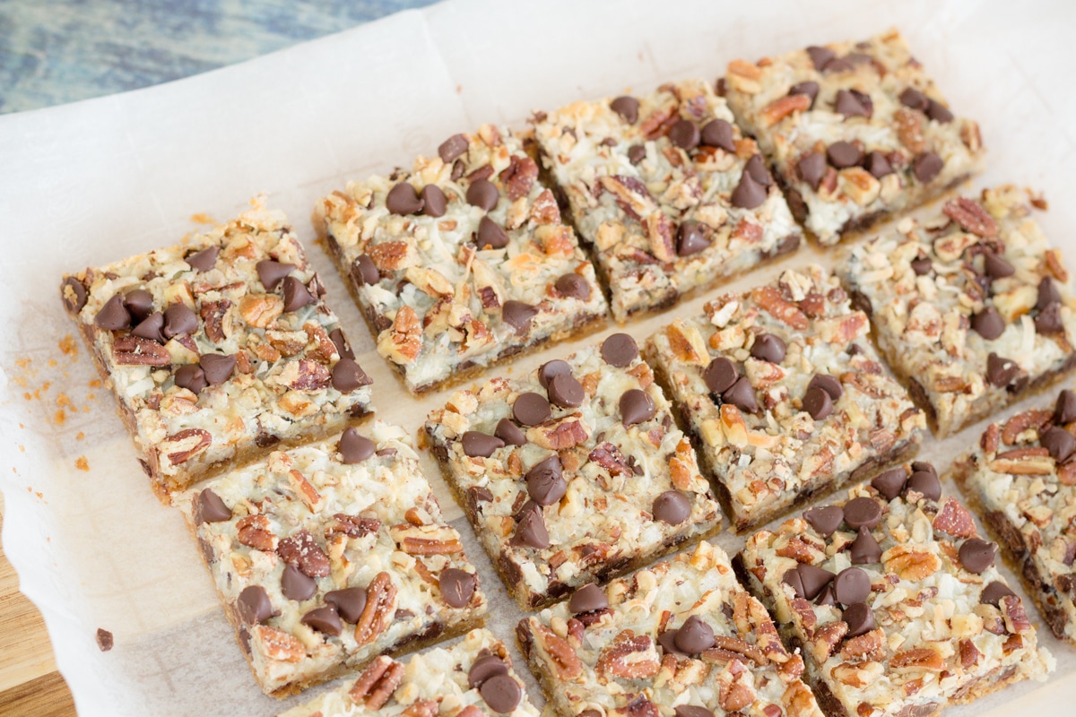 Sliced Hello Dolly Bars