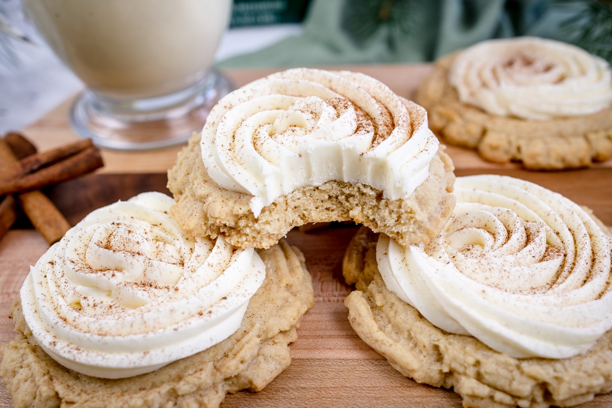 https://bestcookierecipes.com/wp-content/uploads/2022/10/Eggnog-Cookies_Best-Cookie-Recipes-109.jpg