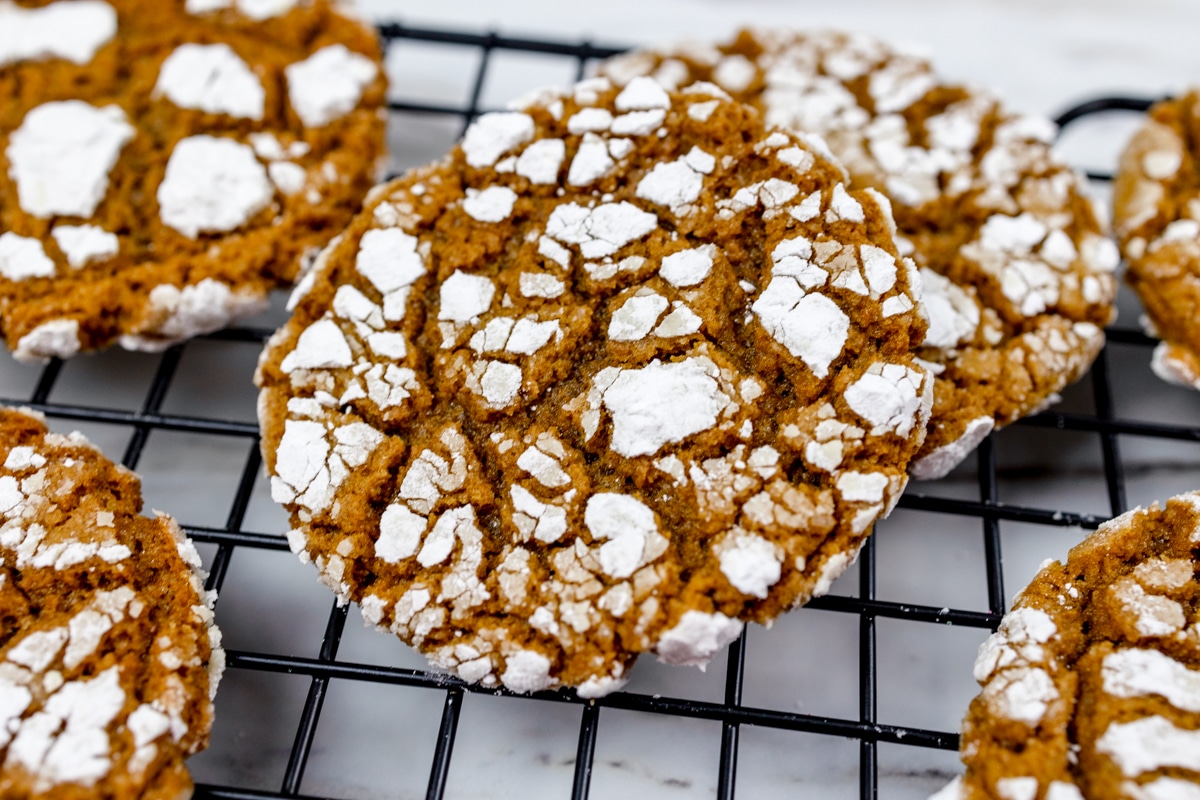 Ginger Crinkle Cookie Recipe