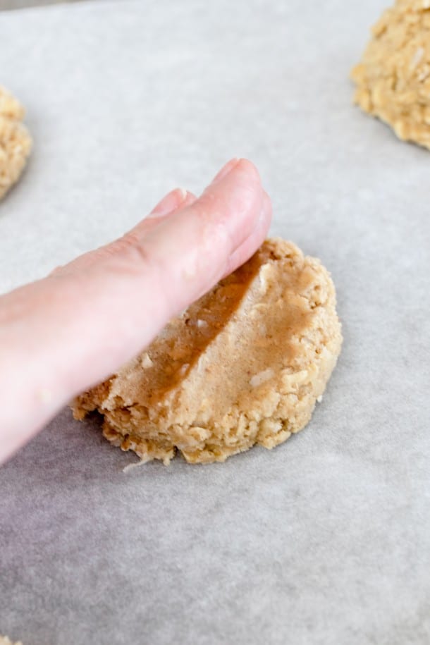Chewy Homemade Oatmeal Coconut Cookies Recipe