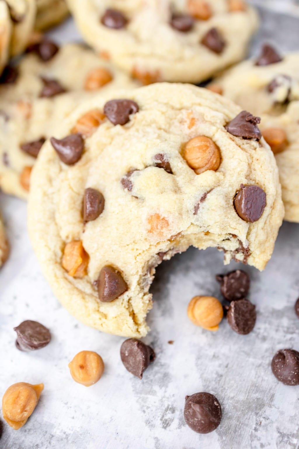 Best Chewy Caramel Chocolate Chip Cookies Recipe
