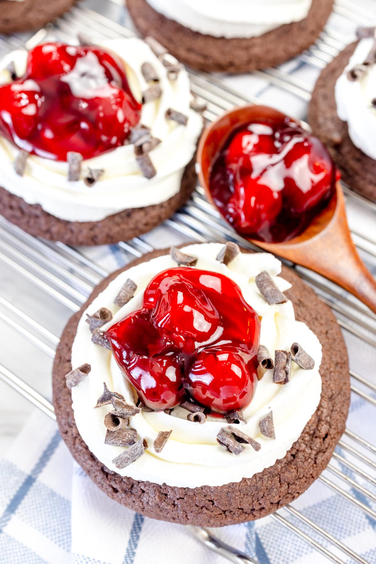 black-forest-cookies-chocolate-cherry-cookie-recipe