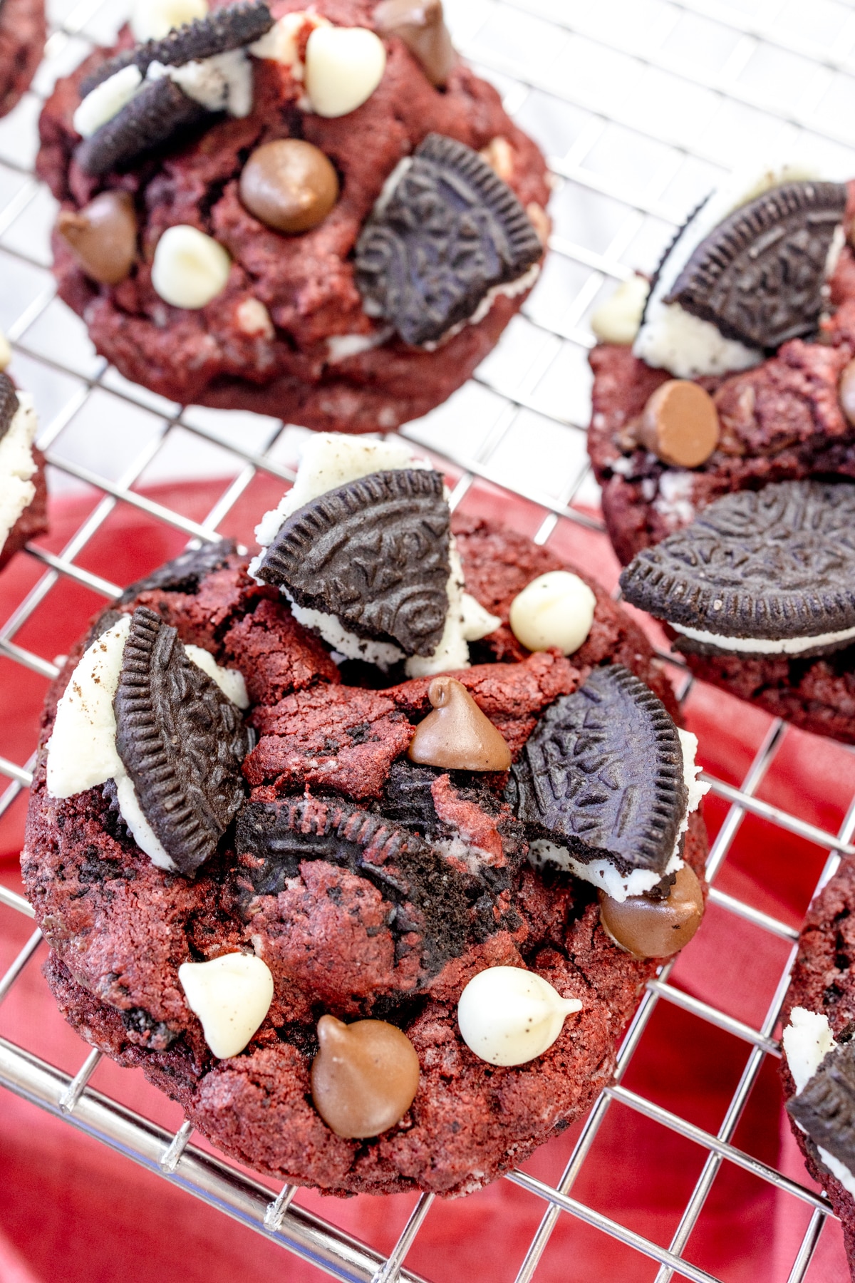 Red Velvet Oreo Cookies