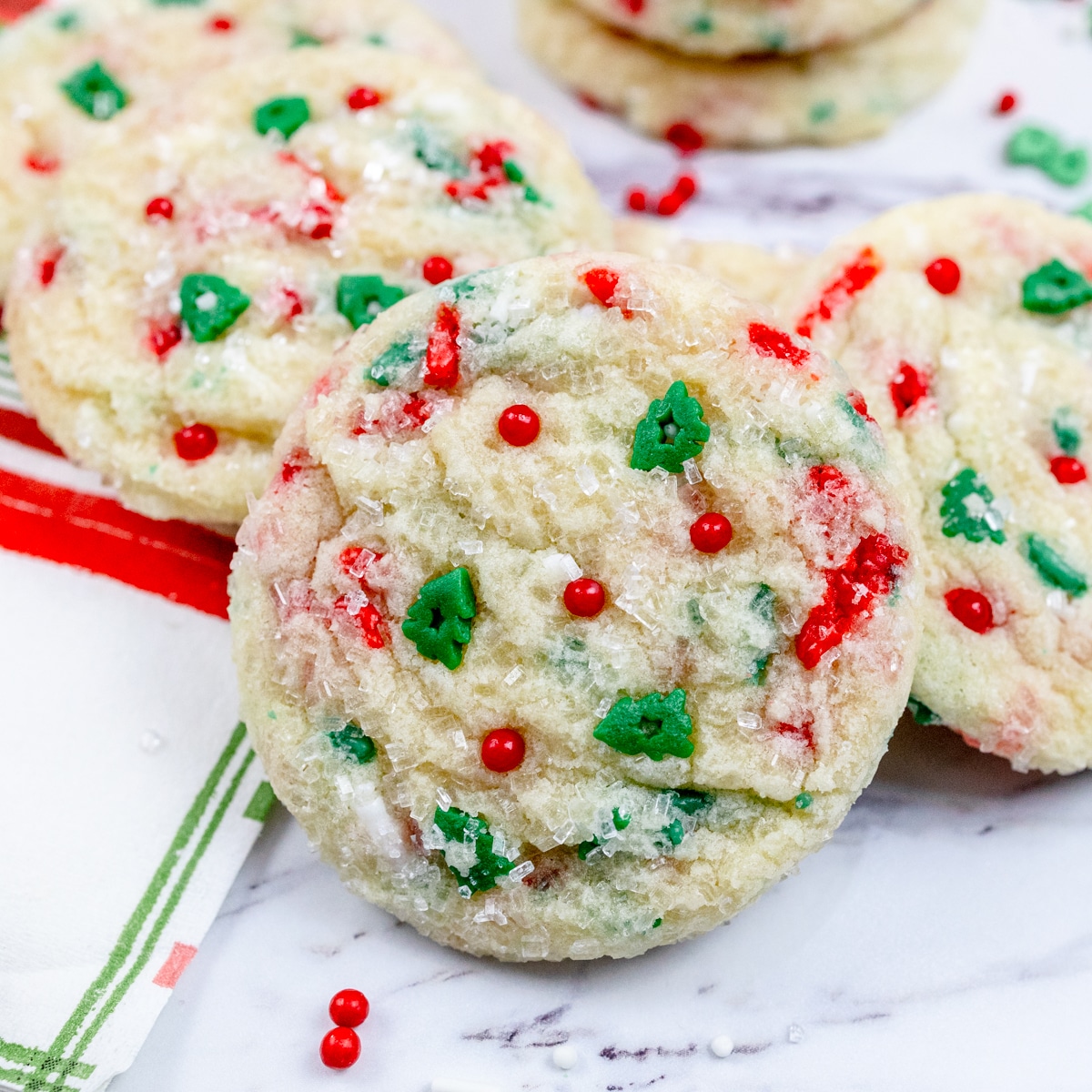 Parchment Paper vs Silicone Mat for Baking Cookies - Sprinkles For